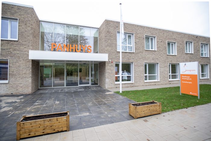Panhuys opgeleverd 1